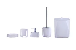 סט דיימונד - DIAMOND פח 5 ליטר, מברשת אסלה, דיספנסר, כוס וסבוניה לבן 10614-DWT מלדן