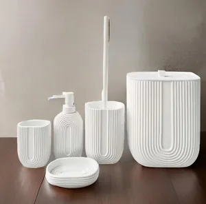 סט פח 5 ליטר, מברשת אסלה, דיספנסר, כוס וסבונייה ארט - ART לבן 30166-RWT מלדן