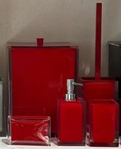 סט פח 5 ליטר, מברשת אסלה, דיספנסר, כוס וסבונייה סקוור - SQUARE אדום 10613-SRD מלדן