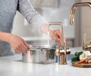 ברז מים חמים קרים ומטוהרים + ברז סודה ברונזה מוברש 45396AK ISE