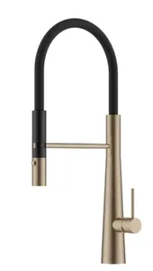 ברז מטבח נשלף 2 מצבי זרימה צינור סיליקון רוז גולד מט בשילוב שחור מט 1047RGB סיוון אופיר